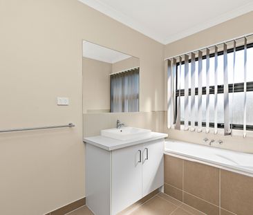 18/79-89 Lancefield Drive, Caroline Springs VIC 3023 - Townhouse Fo... - Photo 6