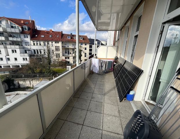 Schicke 6-Zimmer-Wohnung in zentraler Innenstadtlage von Bad Salzuflen! - Photo 1