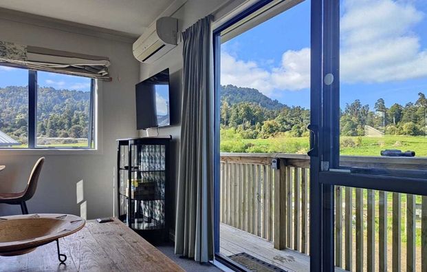 Private and Beautiful 2-Bedroom Unit – Ohakune - Photo 1