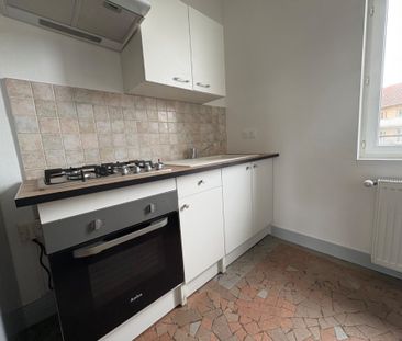 Location Appartement 2 pièces 41m² AUTUN 71400 - Photo 1