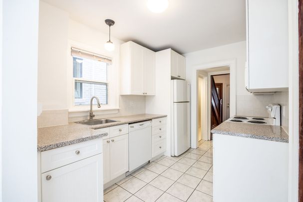 For Lease - 88 Manor Road, Toronto, Ontario - Photo 1