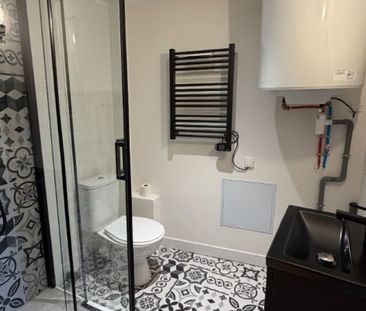 Appartement 1 pièce 23 m² centre ville Trets - Photo 5