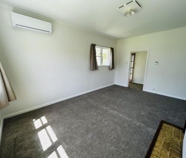 Cute Home in the Bays - Photo 4