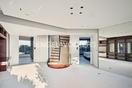 Location Appartement 3 pièces Meublé 141m² PARIS 16ème - Photo 2