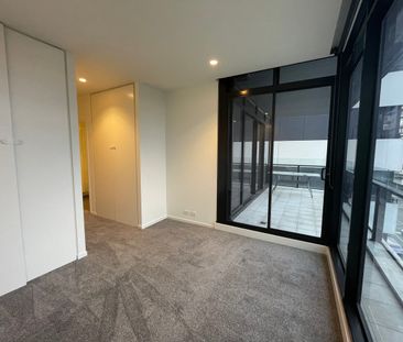 Low maintenance living on level 4 of the Jade building - Photo 3