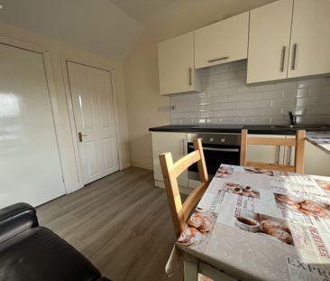 Flat 2, Tara, 25 Saint Peter’S Road, Phibsborough, Dublin 7 - Photo 1