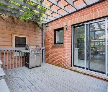 For Lease - 185 Lippincott Street, Toronto, Ontario - Photo 5