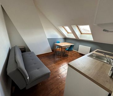 APPARTEMENT T2 MEUBLÉ - QUARTIER CITADELLE / ST LEU - Photo 2