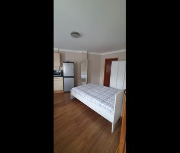 Studio Flat, Limes Road, CR0 - Photo 3