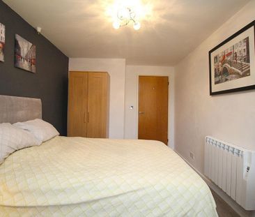 1 bedroom penthouse to rent - Photo 5