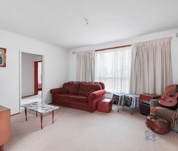 LIDGETT LIVING - Photo 2