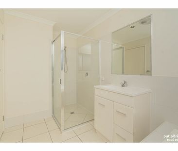 27 Florida Crescent, Parkhurst - Photo 2