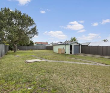 Neat And Tidy 3 Bedroom Home - Photo 5
