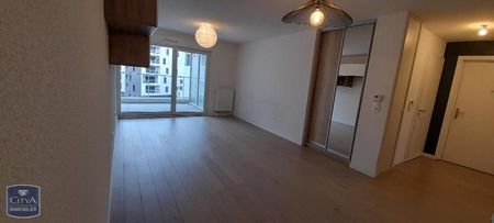 Location Appartement 3 pièces 68m² STRASBOURG 67000 - Photo 2