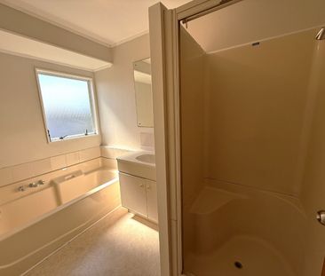 Family Home + Large Yard - Great Opportunity - Photo 4