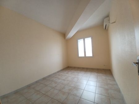 Location Appartement 3 pièces 82m² OLONZAC 34210 - Photo 3