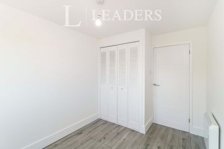 1 bedroom flat to rent Markwell Wood, Harlow, CM19 - Photo 4