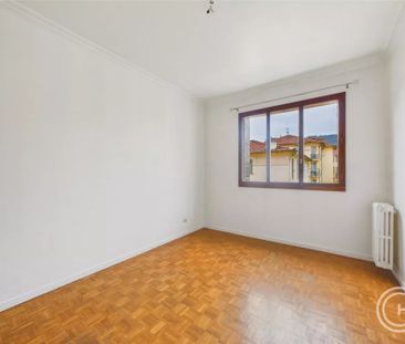 APPARTEMENT 3 PIECES VIDE AVEC PARKING - 26 RUE AUGUSTE GAL - RIQUIER - Photo 2