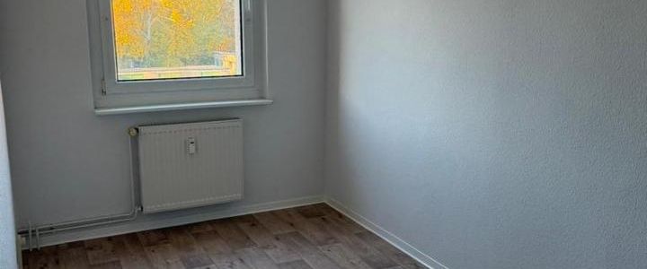 In ruiger Lage wohnen und leben! - Foto 1