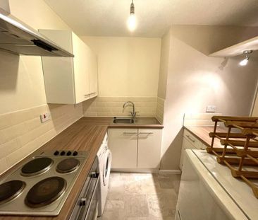 1 bedroom flat to rent - Photo 6