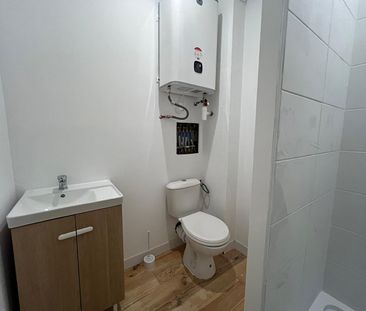 Location Appartement 1 pièce 16m² - Photo 2