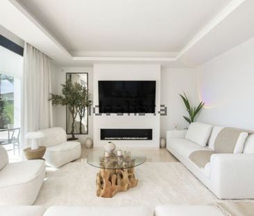 Alquiler de casa o chalet independiente en Calle Guaro, 24 - Photo 3