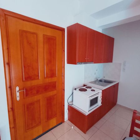 Studio/Γκαρσονιέρα για ενοικίαση Ταραμπούρα (Πάτρα) - Photo 4