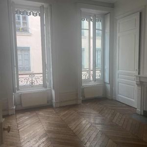 APPARTEMENT T3 A LOUER - Photo 2