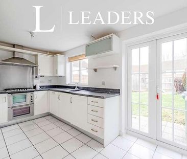 Deer Way, Horsham, RH12 - Photo 4