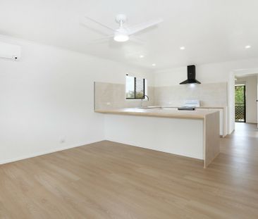 CHARMING RENOVATED 3 BEDROOM HOME WITH STUDY/4TH BEDROOM - Photo 3