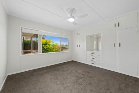 15 Burton Street, HARRISTOWN - Photo 4