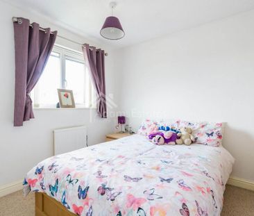 3 bedroom semi-detached house to rent - Photo 6