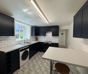 Apartment 7 Holyhead Road - Photo 3