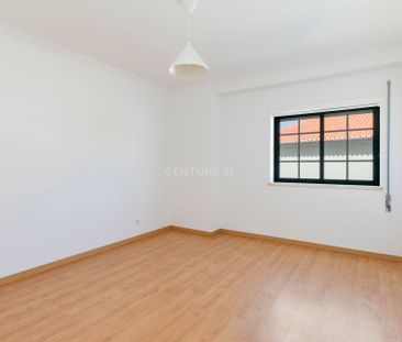 Apartamento T3 com 140 m2, no centro de Alcochete. - Photo 1