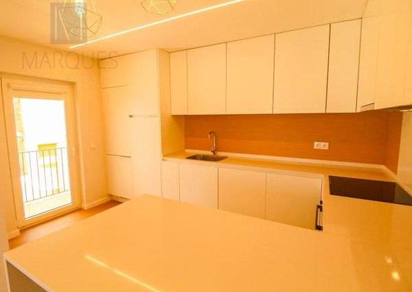 Apartamento T1+1 em Setúbal