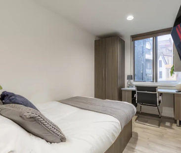 Premium 2 Bed Apartment - Photo 4