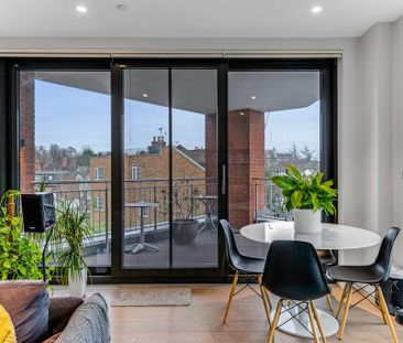 3 bedroom flat to rent - Photo 6