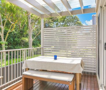 Lighthouse Beach Townhouse - Low Maintenance Living - Photo 2