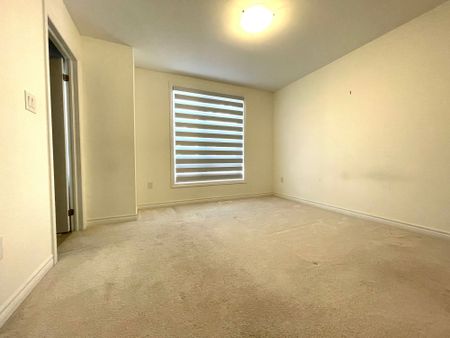 For Lease - 24 Imperial College Lane, Markham, Ontario - Photo 3