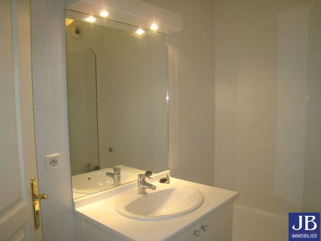 Location Appartement 5 pièces 96m² GRENOBLE 38000 - Photo 4