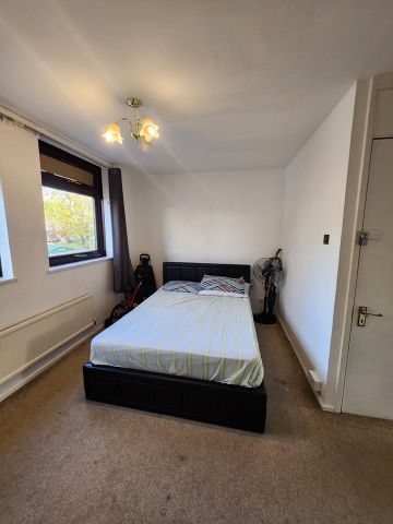 1 Bed Flat, First Floor, N22 - Photo 4