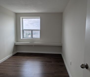 For Lease - 6719 Glen Erin Drive Unit# 908, Mississauga, Ontario - Photo 3