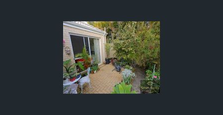 "Stunning Spacious Home for Rent in Canning Vale: Perfect for Your Dream Lifestyle!" - Photo 3