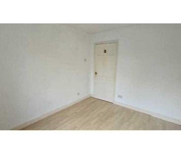 4 bedroom detached house to rent - Photo 6