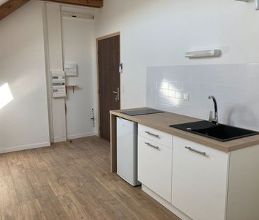 Location Appartement 2 pièces 20m² - Photo 2