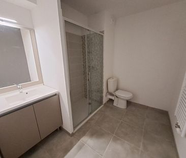 Location Appartement 2 pièces 37m² BRUGUIERES 31150 - Photo 6