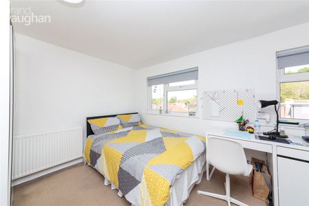 5 bedroom semi-detached house to rent - Photo 2