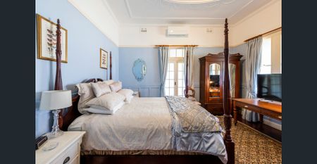 127 Mary Street Historic Home - Photo 3