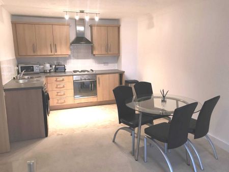 Elphins Drive, Wilderspool Park, Warrington - Photo 2