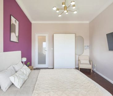 Room in a shared 4-bedroom apartment for rent in Lisbon. - Foto 6